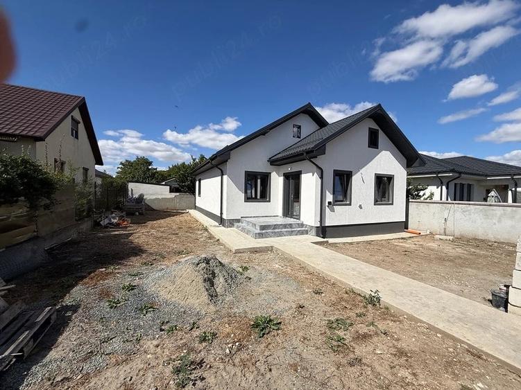 Casă cu Teren 340 Mp în Valu lui Traian