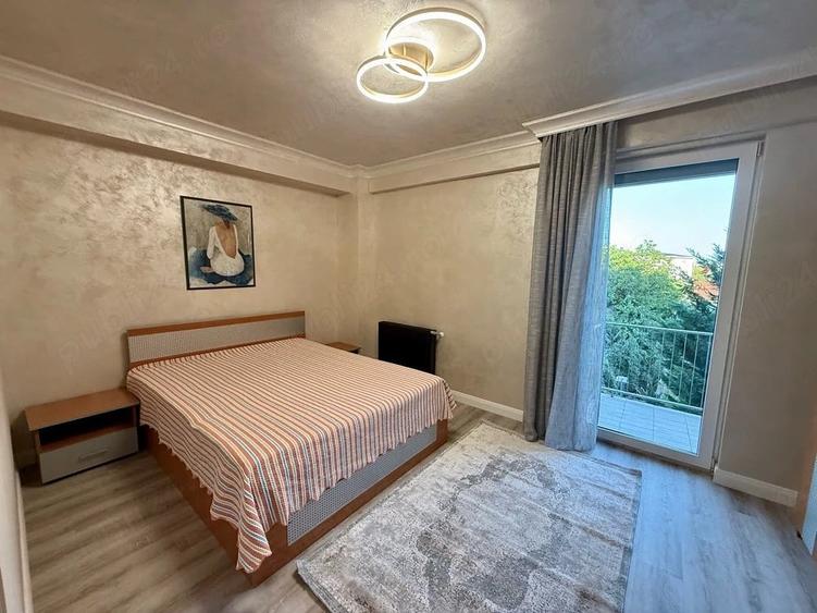 Apartament cu 2 camere semidecomandat în Lipovei