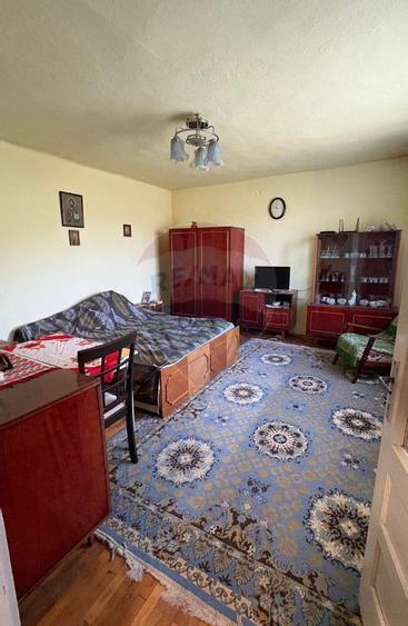Casa intr-o loca?ie cu panorama deosebita, in zona Mosnei - 8