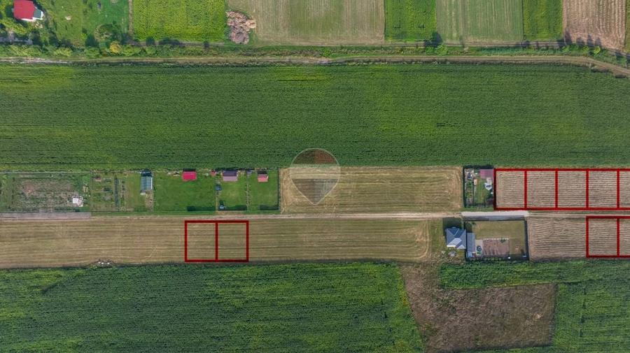 Teren de 563 mp, în Bod
