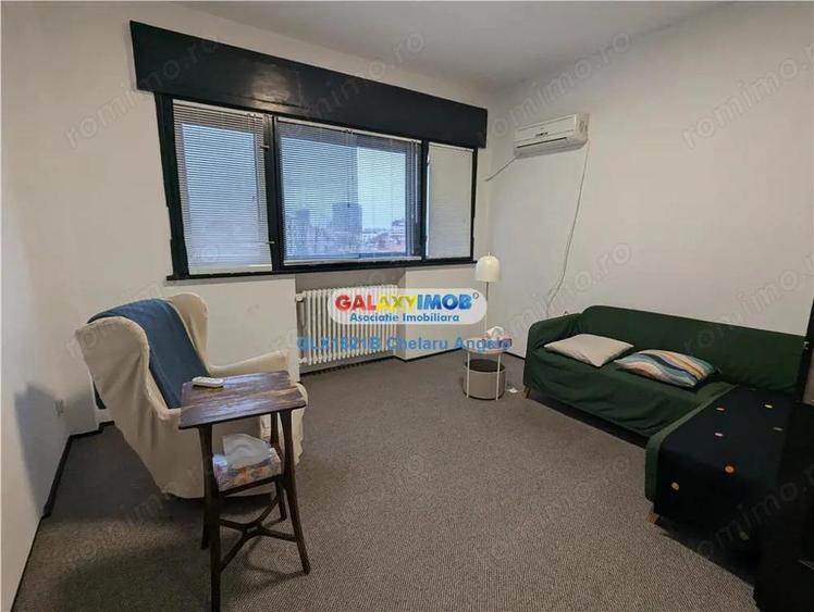 Apartament cu 4 camere decomandat în Armeneasca