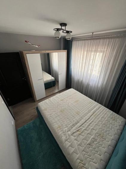 Apartament cu 3 camere decomandat în Gorjului