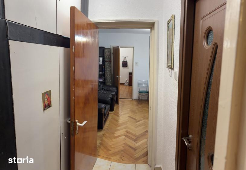 Apartament cu 2 camere semidecomandat în Central