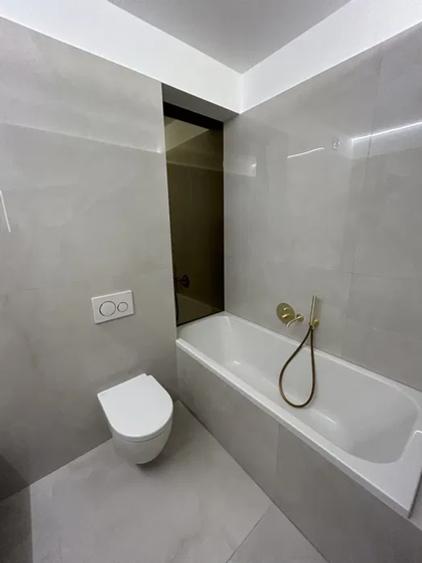 Apartament cu 3 camere, mobilat în Aviației