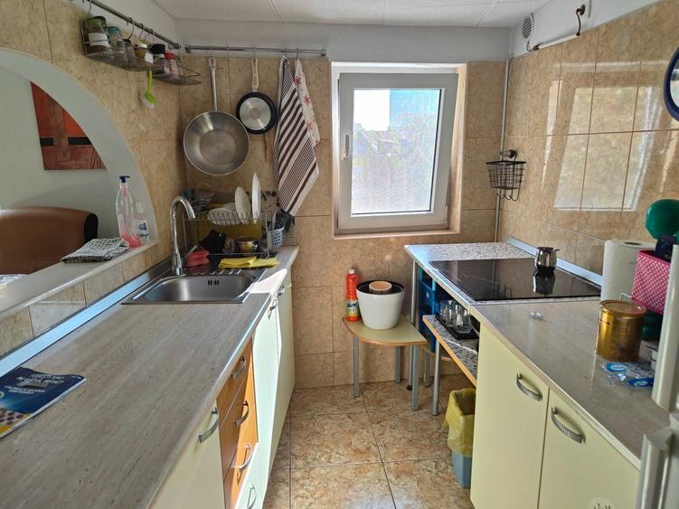 Apartament cu 2 camere semidecomandat în Unirii