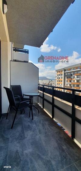 Apartament cu 2 camere decomandat în Tractorul