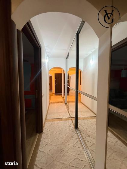 Apartament cu 3 camere în Delfinariu