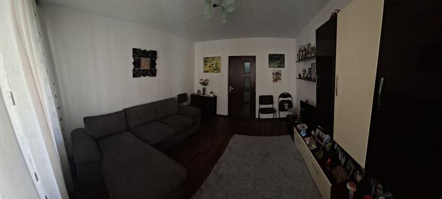 Apartament cu 3 camere în Podari