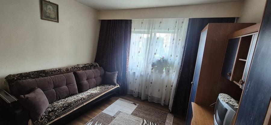 Apartament cu 2 camere decomandat în Plopilor