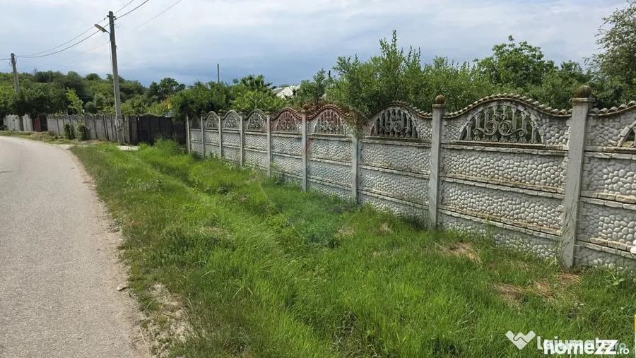 Casă cu 3 camere cu Teren 5063 Mp în Uzunu