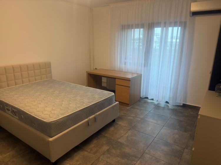 Garsonieră decomandată în Panduri
