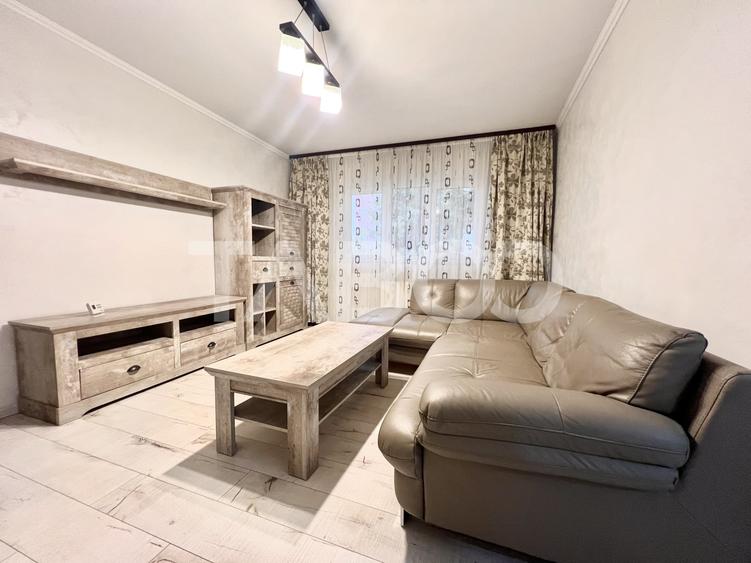 Apartament cu 3 camere nedecomandat, mobilat în Mănăștur