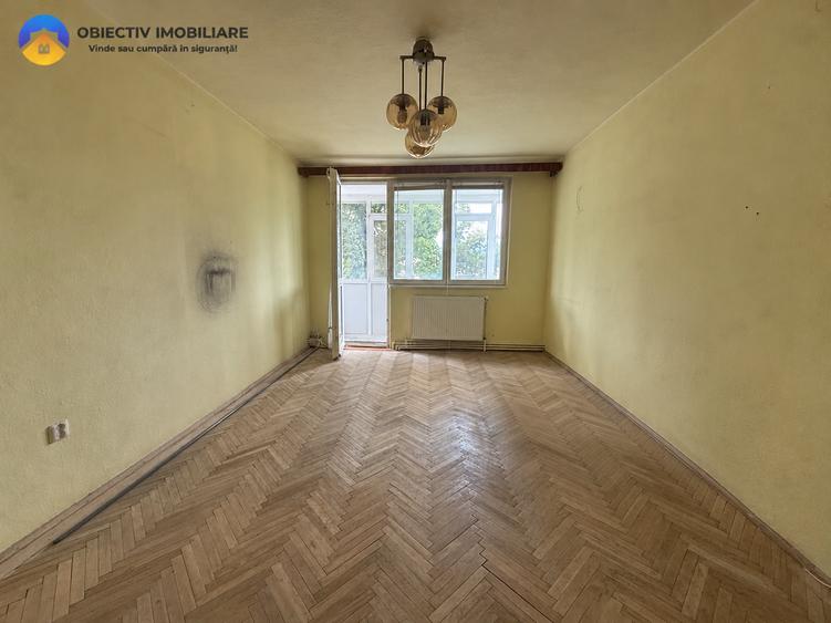 Apartament cu 2 camere semidecomandat în Central