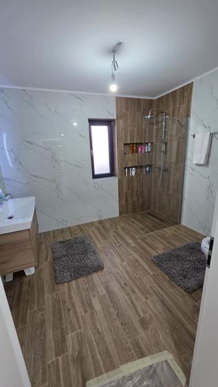 Casă cu 3 camere în Țipari