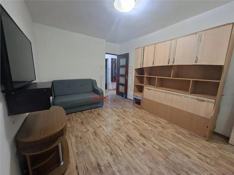 Garsonieră decomandată în Filiași