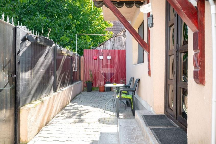 Casă individuală cu 3 camere cu Teren 93 Mp în Sânpetru