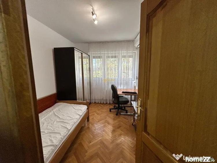 Apartament cu 4 camere decomandat în Ultracentral