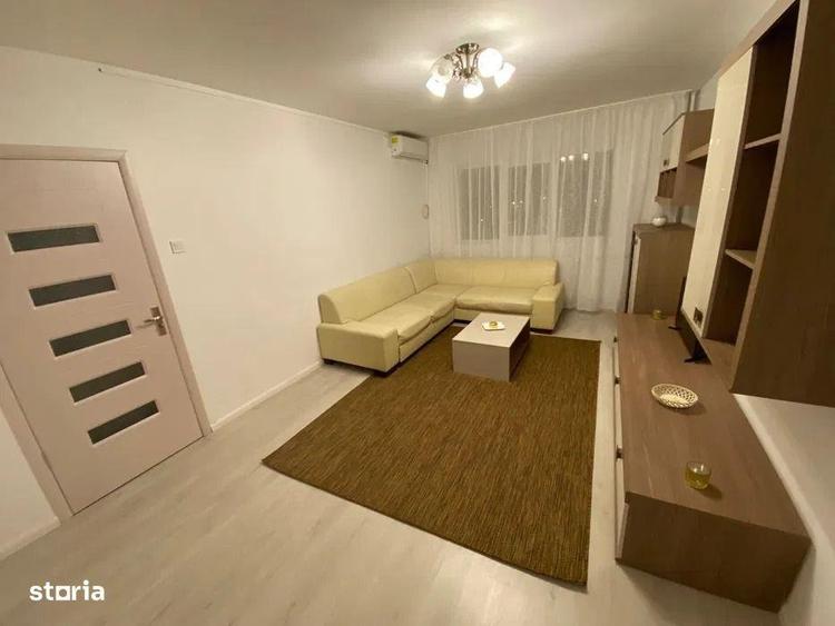 Apartament cu 3 camere, mobilat în Complex Studențesc