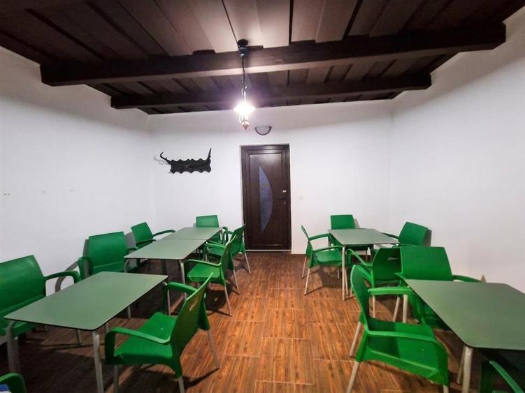 Casă cu 3 camere cu Teren 750 Mp în Bicaci