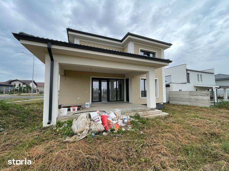 Casă cu 5 camere cu Teren 599 Mp în Giarmata