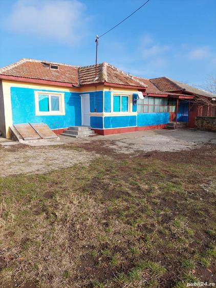 Casă cu 4 camere în Ceamurlia de Sus