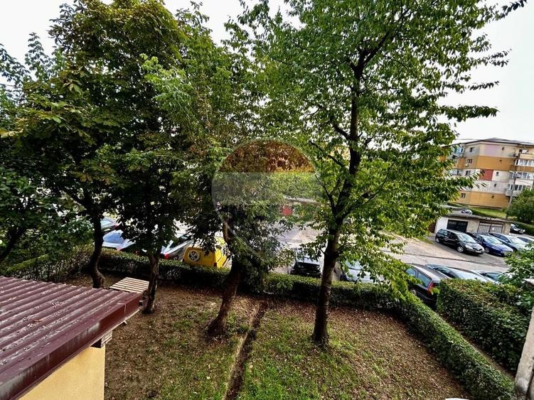 Apartament cu 2 camere decomandat în Republicii