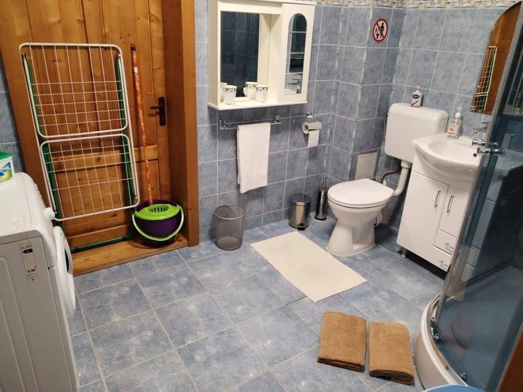Casă cu 2 camere cu Teren 600 Mp în Rontău