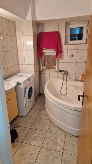 Apartament cu 2 camere semidecomandat în Exterior Vest