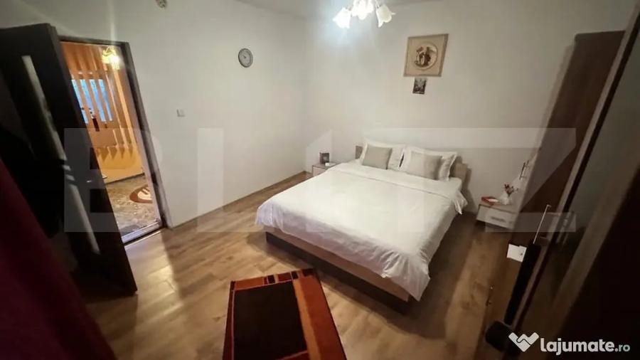 Casă cu 3 camere cu Teren 200 Mp în Central