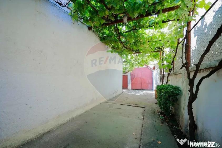 Casă cu 3 camere cu Teren 250 Mp în Lotus