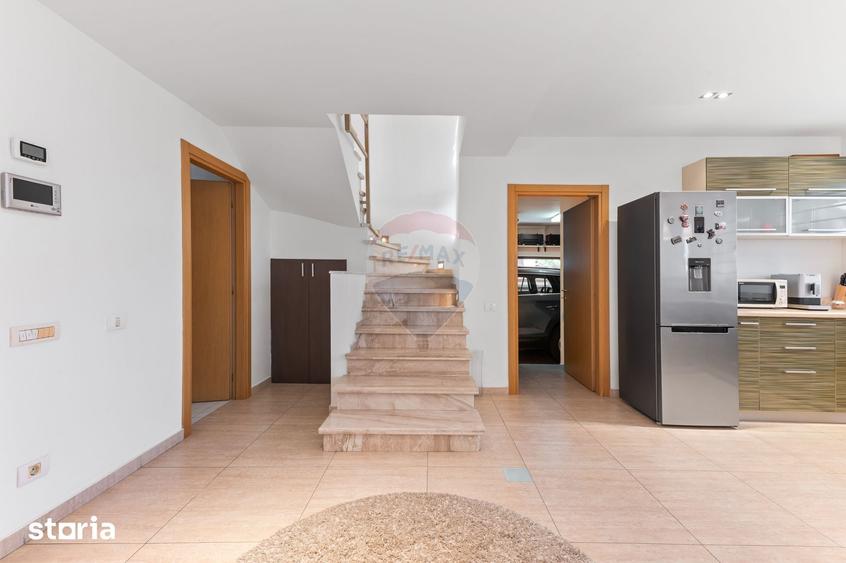 VANZARE Vila PREMIUM cu 6 camere in zona Central, OTOPENI - 6