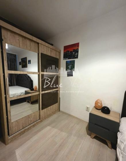 Apartament cu 3 camere semidecomandat, mobilat în Dacia
