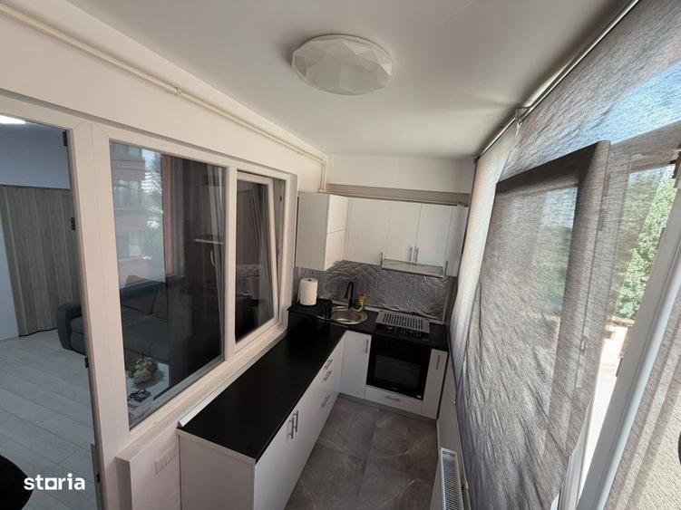 Apartament cu 2 camere decomandat în Roșu