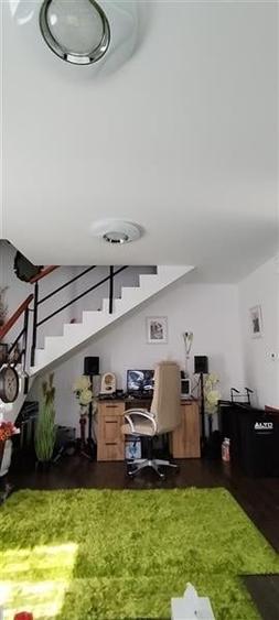 Duplex cu 3 camere cu Teren 300 Mp în Exterior Vest