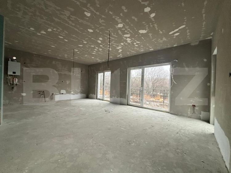 Duplex cu 5 camere cu Teren 265 Mp în Chinteni