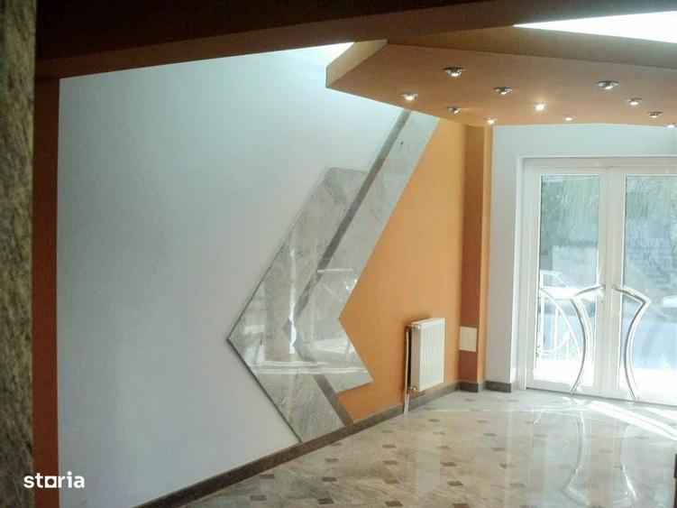 Spațiu comercial, de 90 mp, în Domenii
