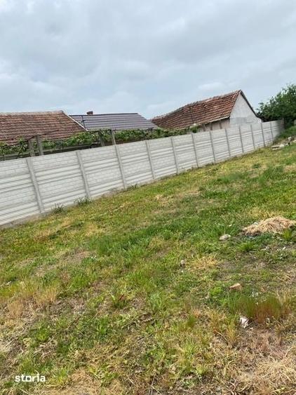 Casă cu 1 camere cu Teren 1500 Mp în Oșorhei