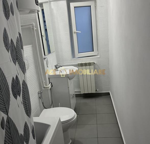 Apartament cu 2 camere decomandat, mobilat în Decebal