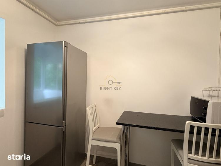 Apartament cu 3 camere decomandat, mobilat în Rahova