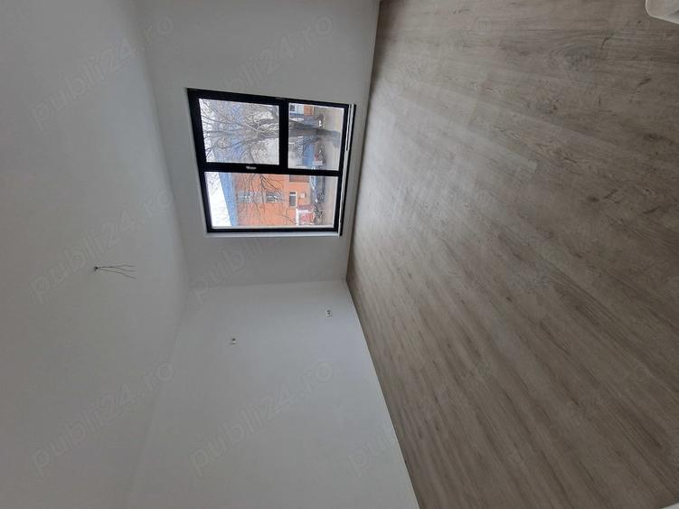 Apartament cu 2 camere decomandat în Ferentari