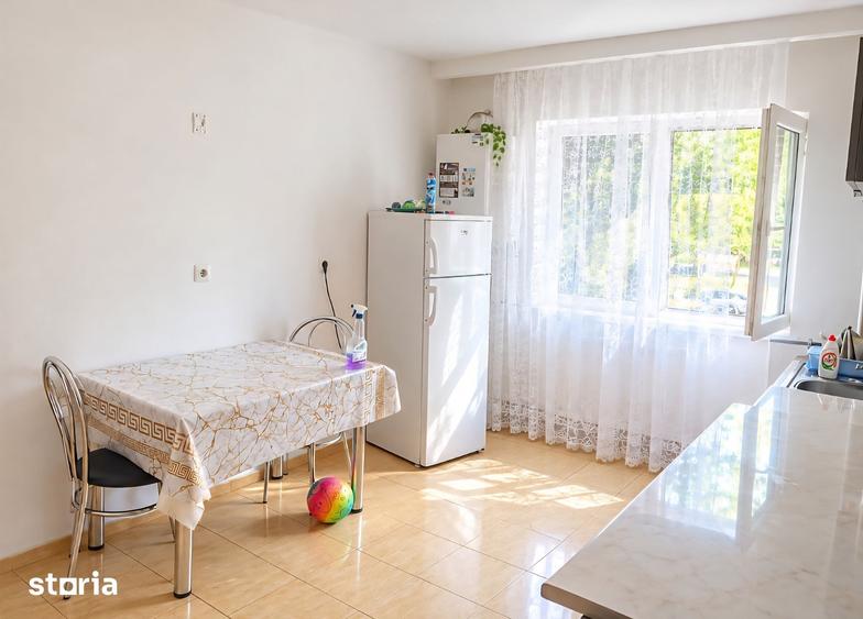 Apartament cu 2 camere semidecomandat în Calea București