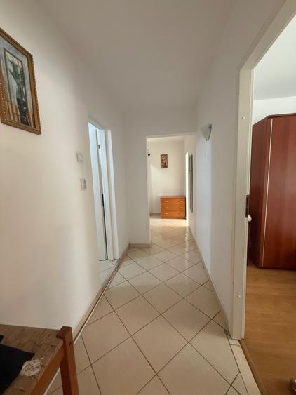 Vand apartament 2 camere Tomis Nord , mobilat utilat la parter - 1