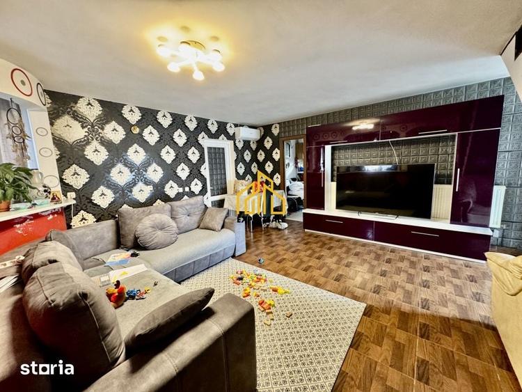 Casă cu 6 camere cu Teren 248 Mp în Central