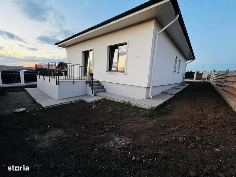 Casă cu 4 camere în Horpaz