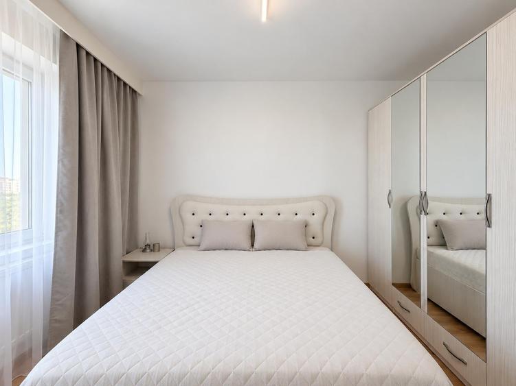 Apartament cu 3 camere decomandat, mobilat în Dristor