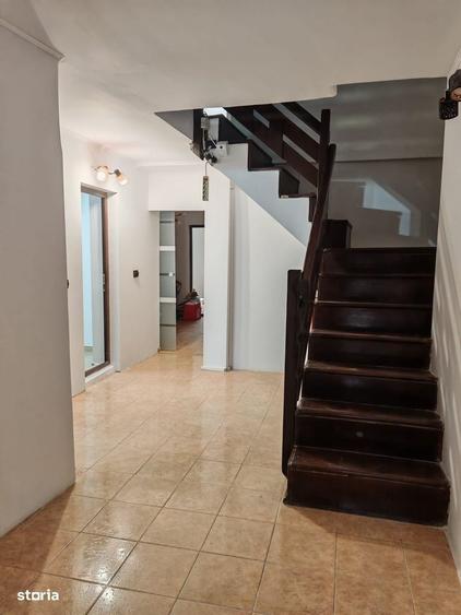 Casă cu 4 camere în Chiajna