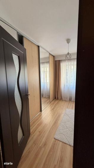 Apartament cu 4 camere în Traian