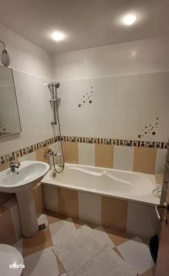 Apartament cu 2 camere decomandat în Mihai Bravu