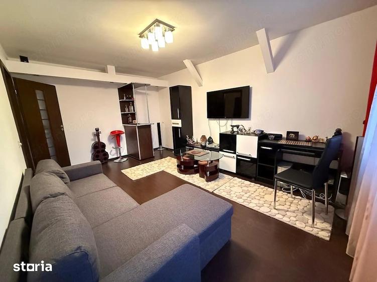 Apartament cu 3 camere decomandat în Ozana