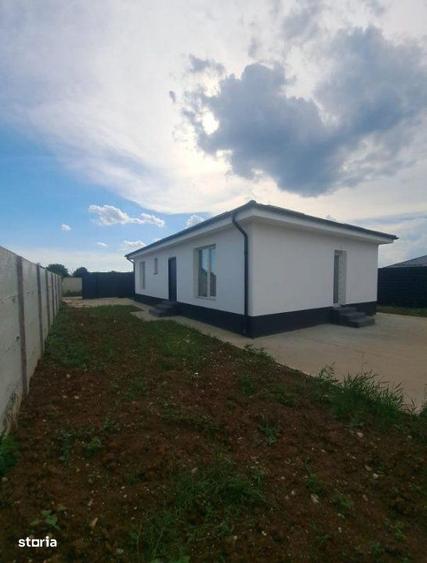 Casă cu 3 camere în Vârteju